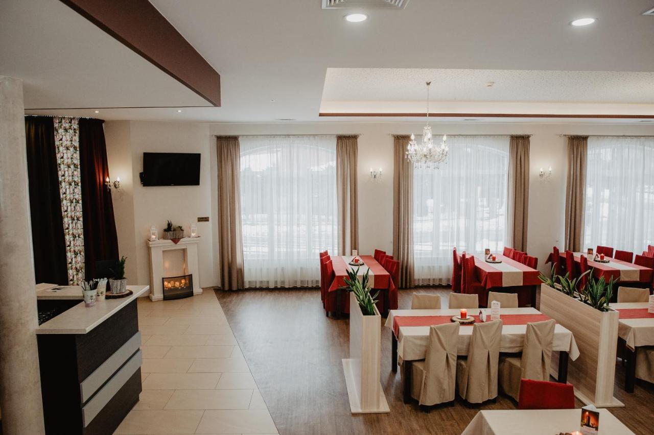 Hotel Zacisze Bratkowice Εξωτερικό φωτογραφία